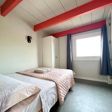 Playa Apartment Badalona